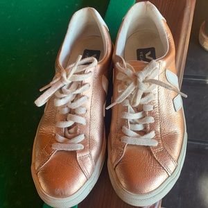 Women’s Veja rose gold shoes size 7